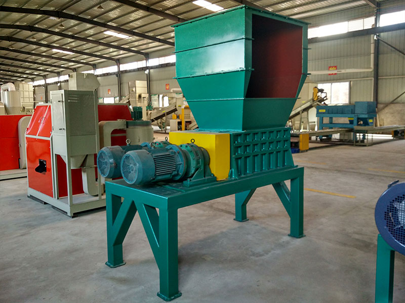 Four Shaft Shredder